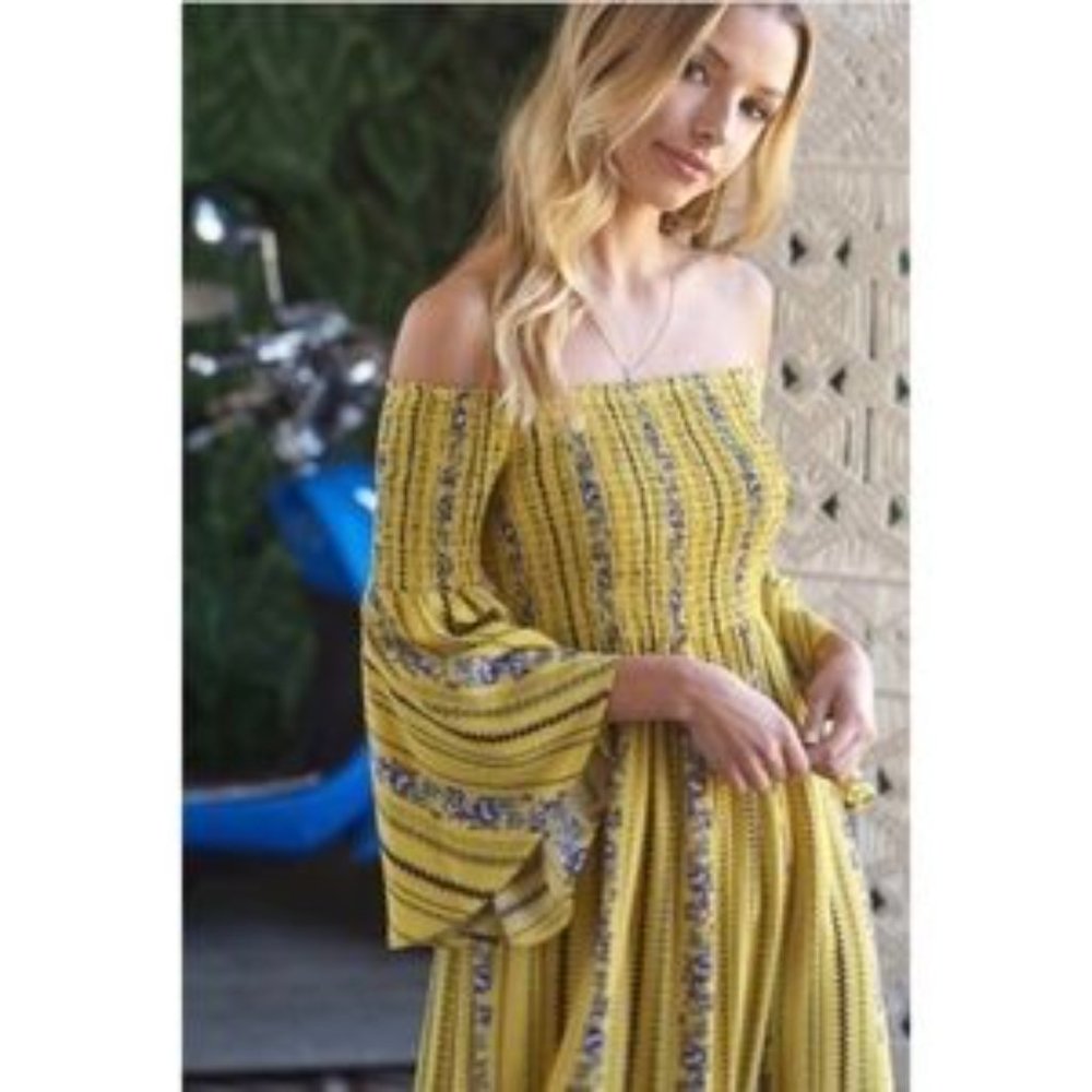 Candace OTS Dress - Picture 2 of 5